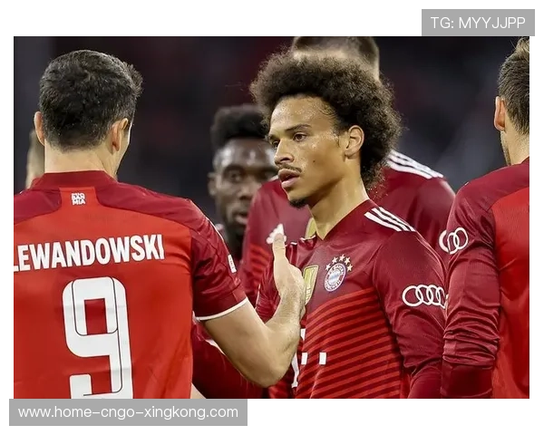 莱万禁区外智能跑动创造射门机会,拜仁完全掌控主动 莱万禁区外智能跑动创造射门机会,拜仁完全掌控主动